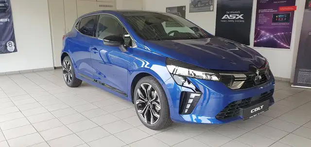 Mitsubishi Colt view 4