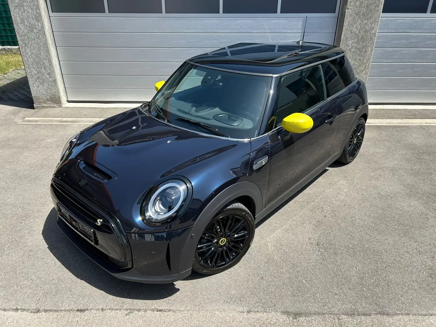 MINI Cooper SE "Facelift" Panorama Leder HUD HiFi H&K Schwarz - 2