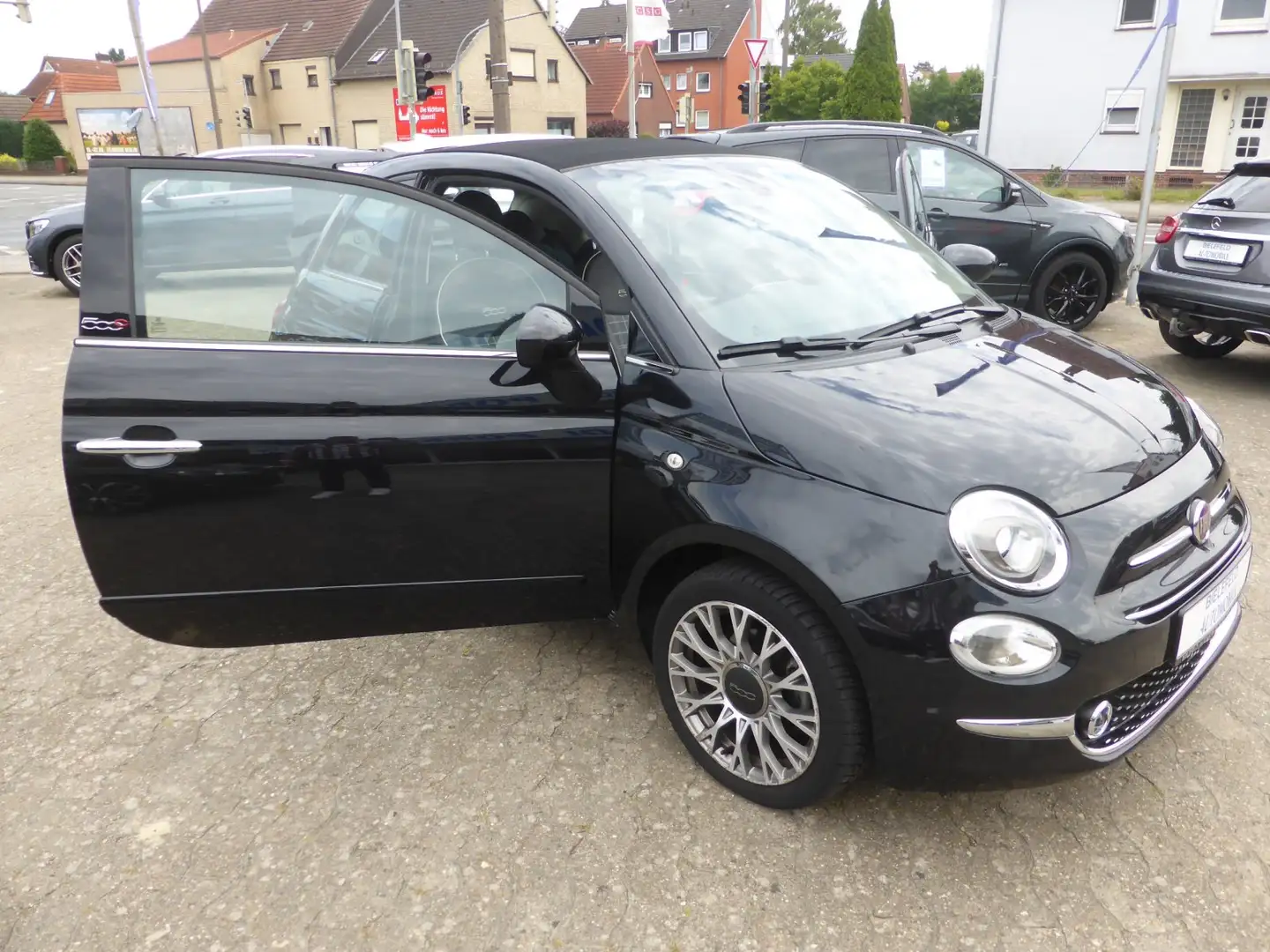 Fiat 500C C 1.2 8V Cabrio Dualogic (MTA) Lounge facelift Zwart - 1
