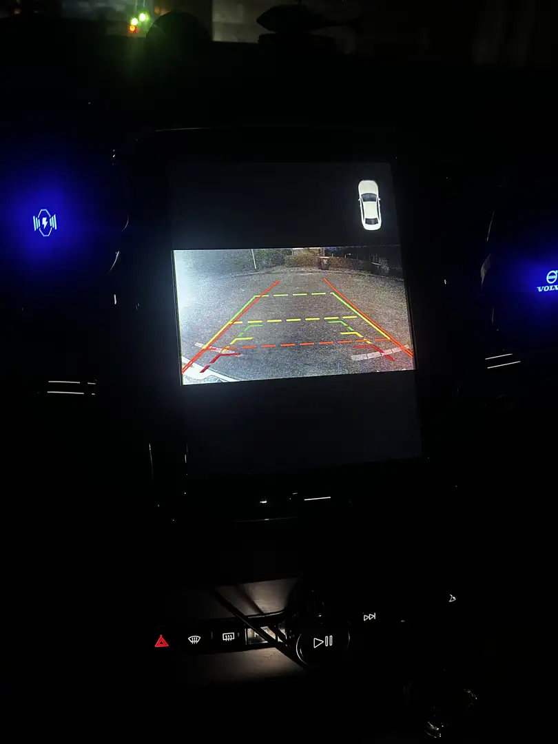 Volvo XC90 2.0 TE AWD Insc. Szary - 2