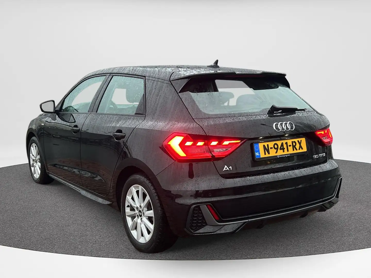 Audi A1 Sportback 30 TFSI Pro Line S | 110PK | Automaat | Noir - 2