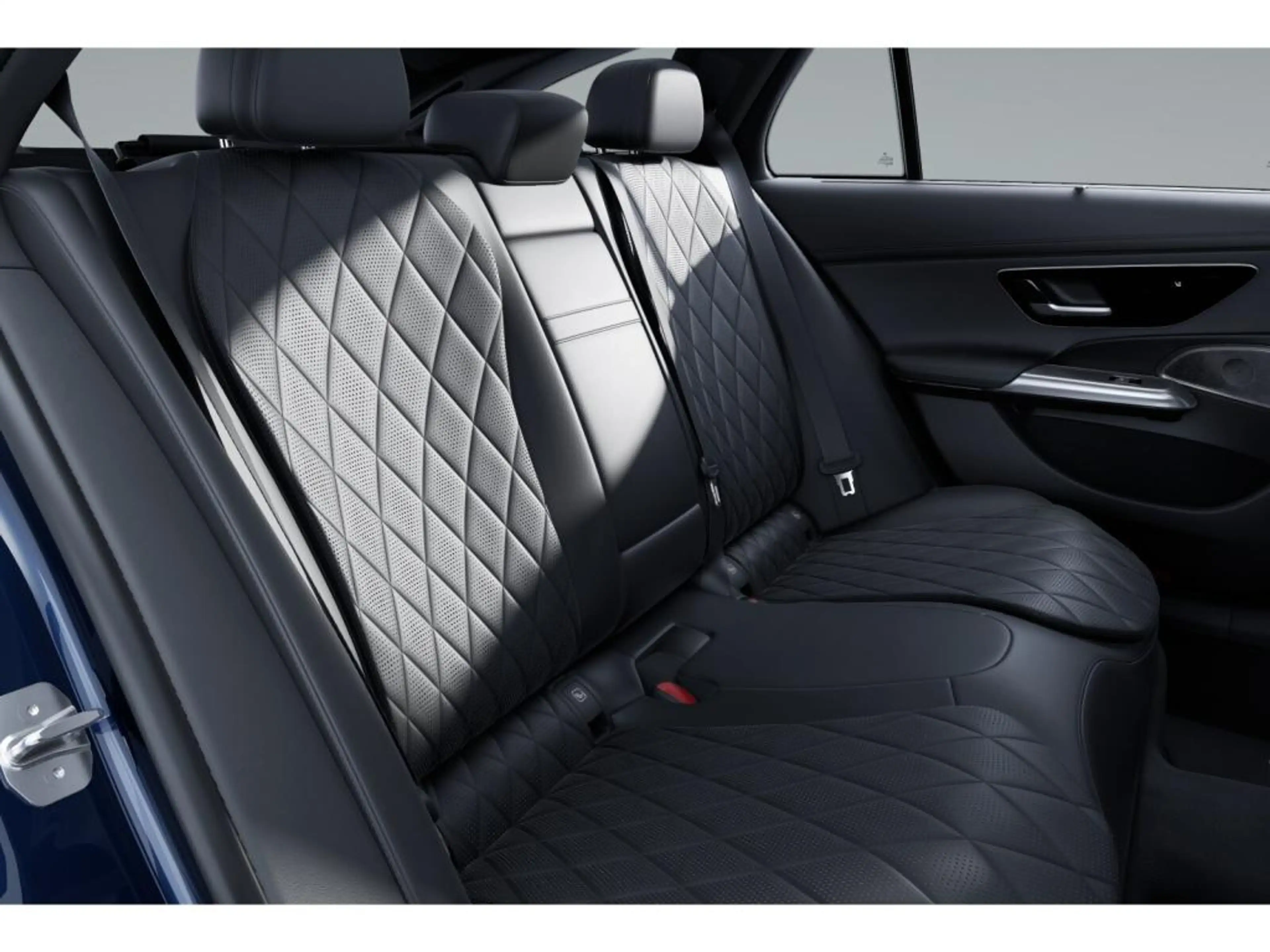 Mercedes-Benz E 450 4M T AMG+Night+Burmester+360°+AHK+Bel.Sitz — photo 10