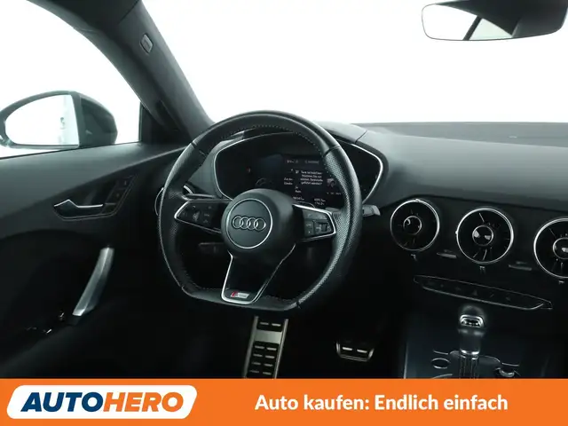 Audi TT view 13