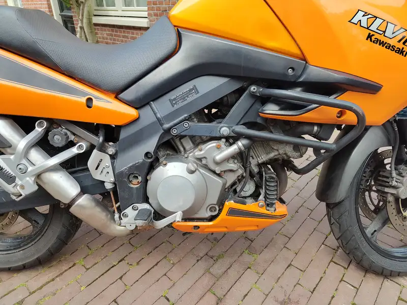 Kawasaki KLV 1000 - foto 3