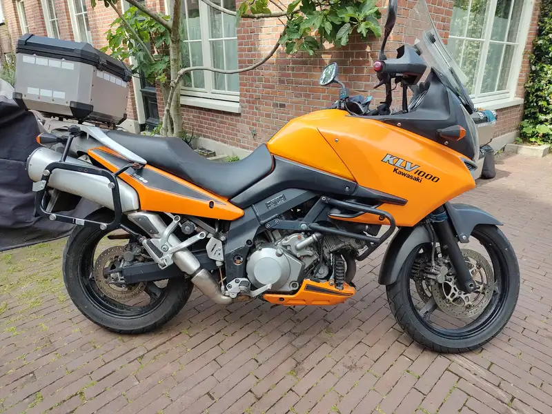 Kawasaki KLV 1000 - foto 2