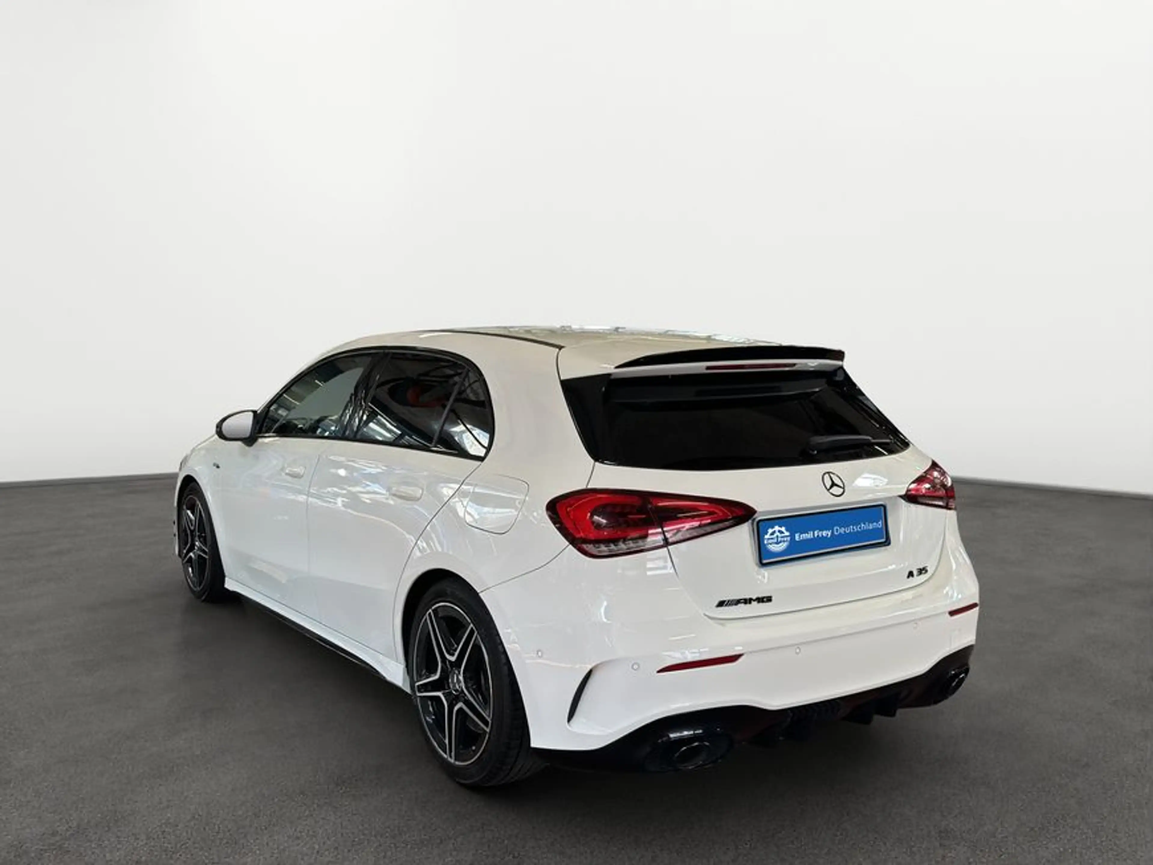 Mercedes-Benz A 35 AMG A-Klasse — photo 3