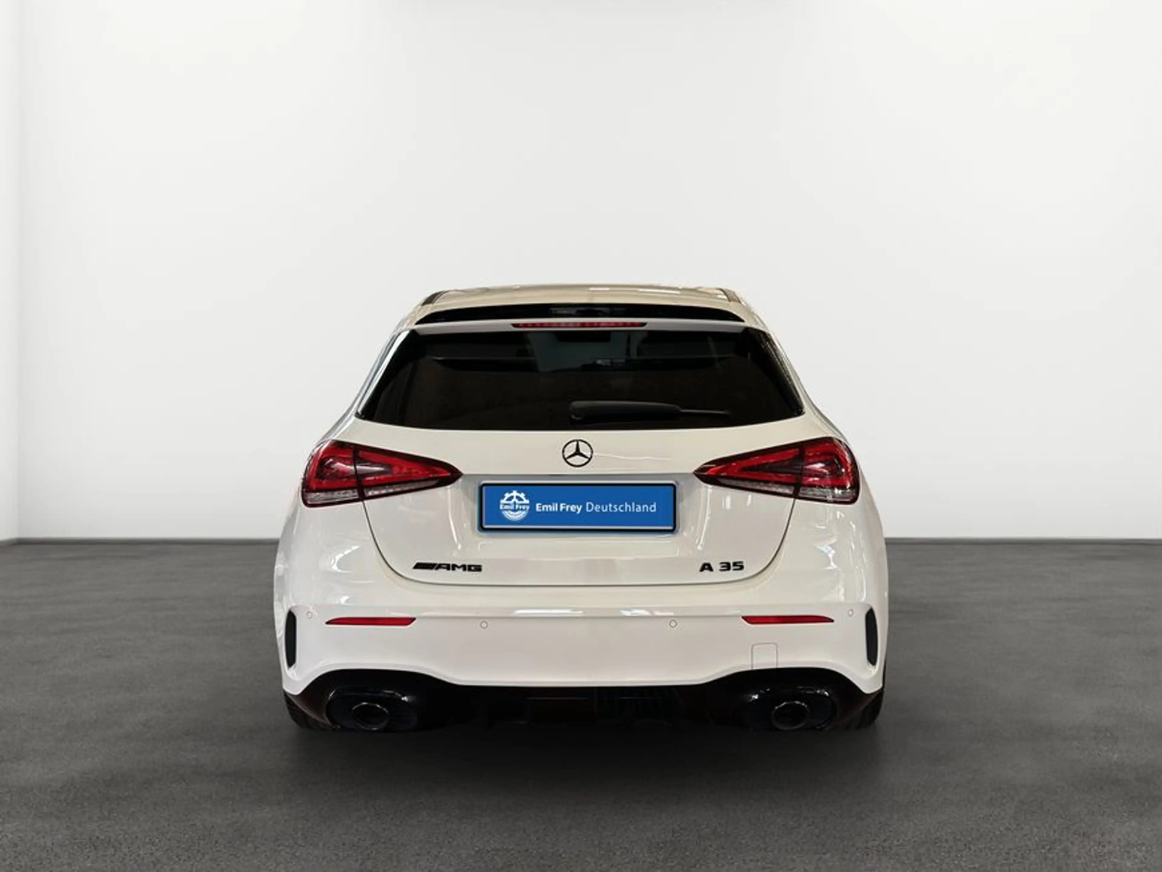 Mercedes-Benz A 35 AMG A-Klasse — photo 4