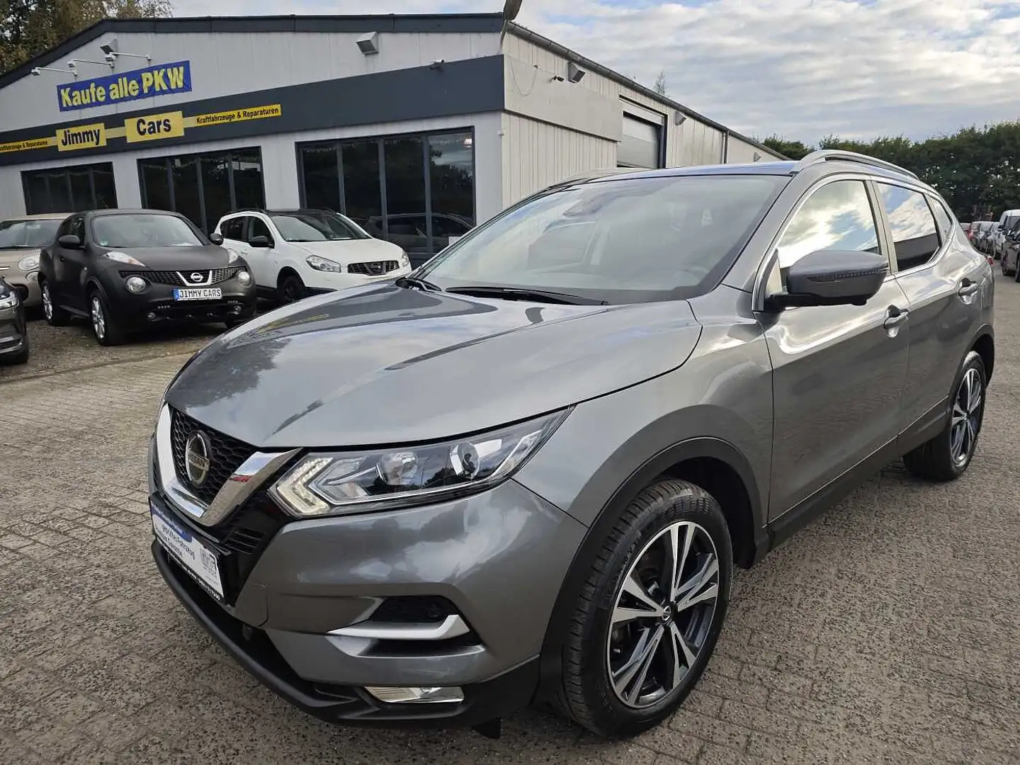 Nissan Qashqai 1.3 DIG-T TEKNA Grau - 1