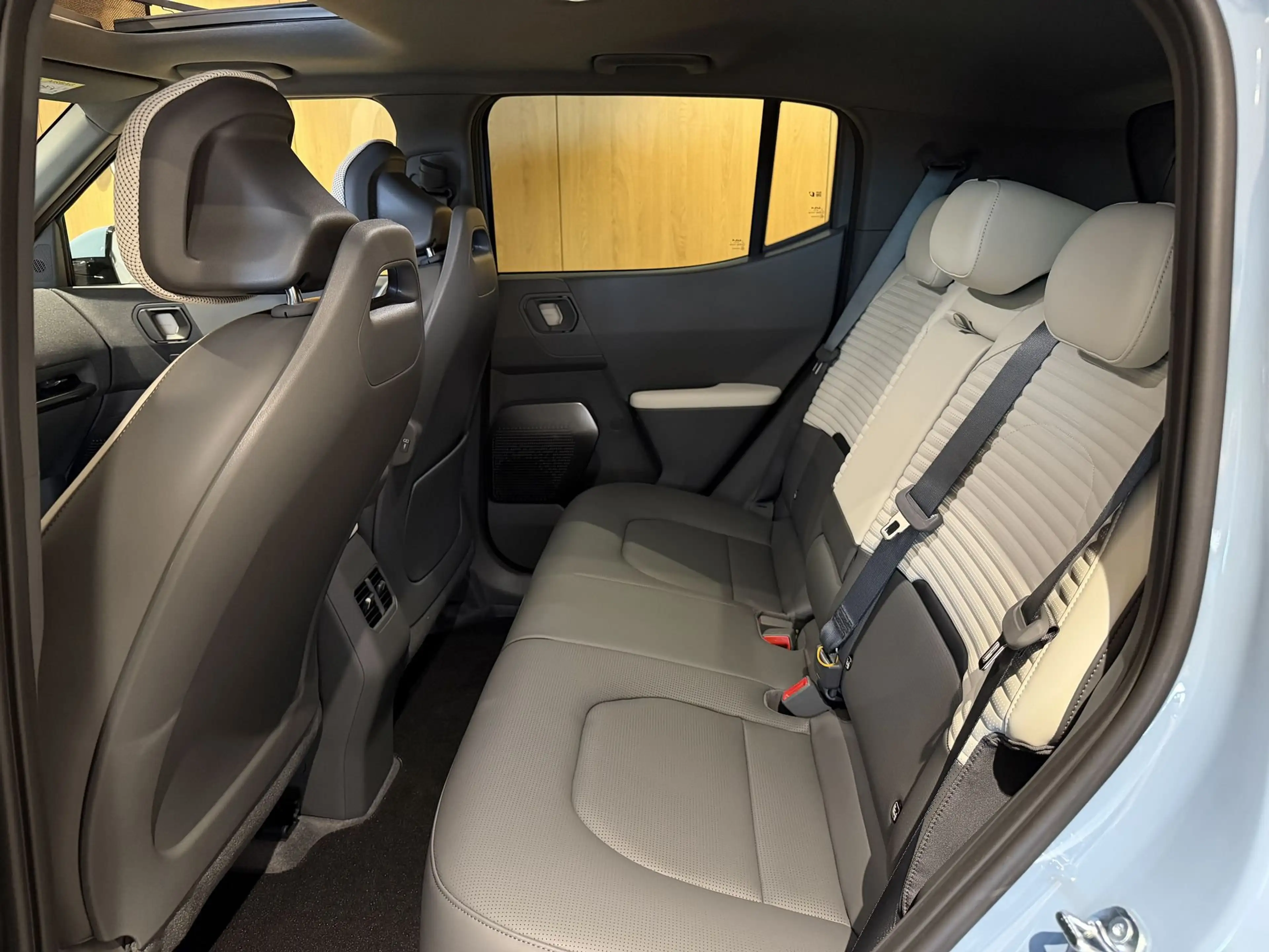 Kia EV2 61 kWh GT Line — photo 12