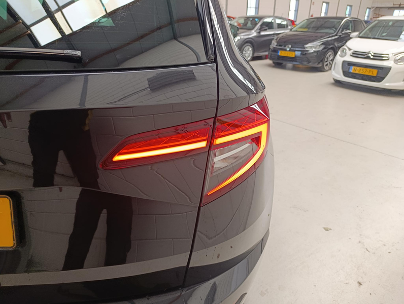Skoda Karoq 1.5 TSI ACT Sportline Business — photo 12