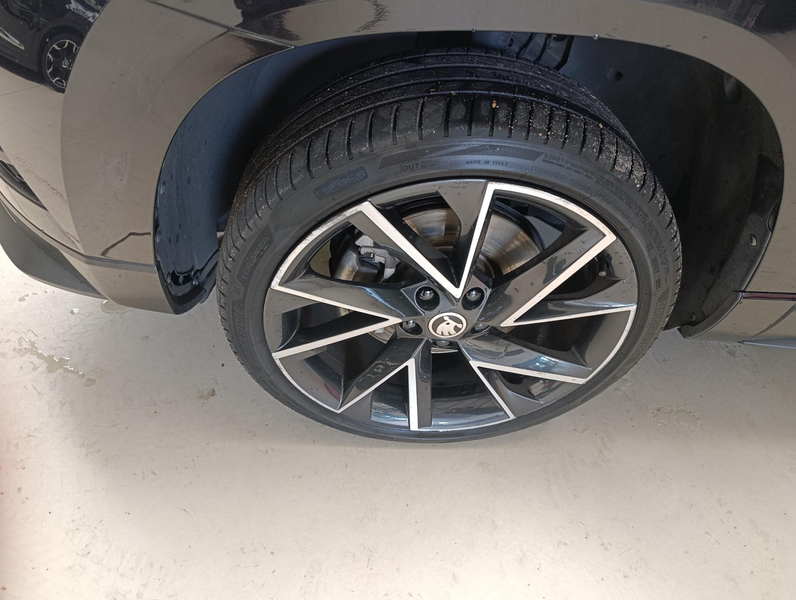 Skoda Karoq 1.5 TSI ACT Sportline Business — photo 24