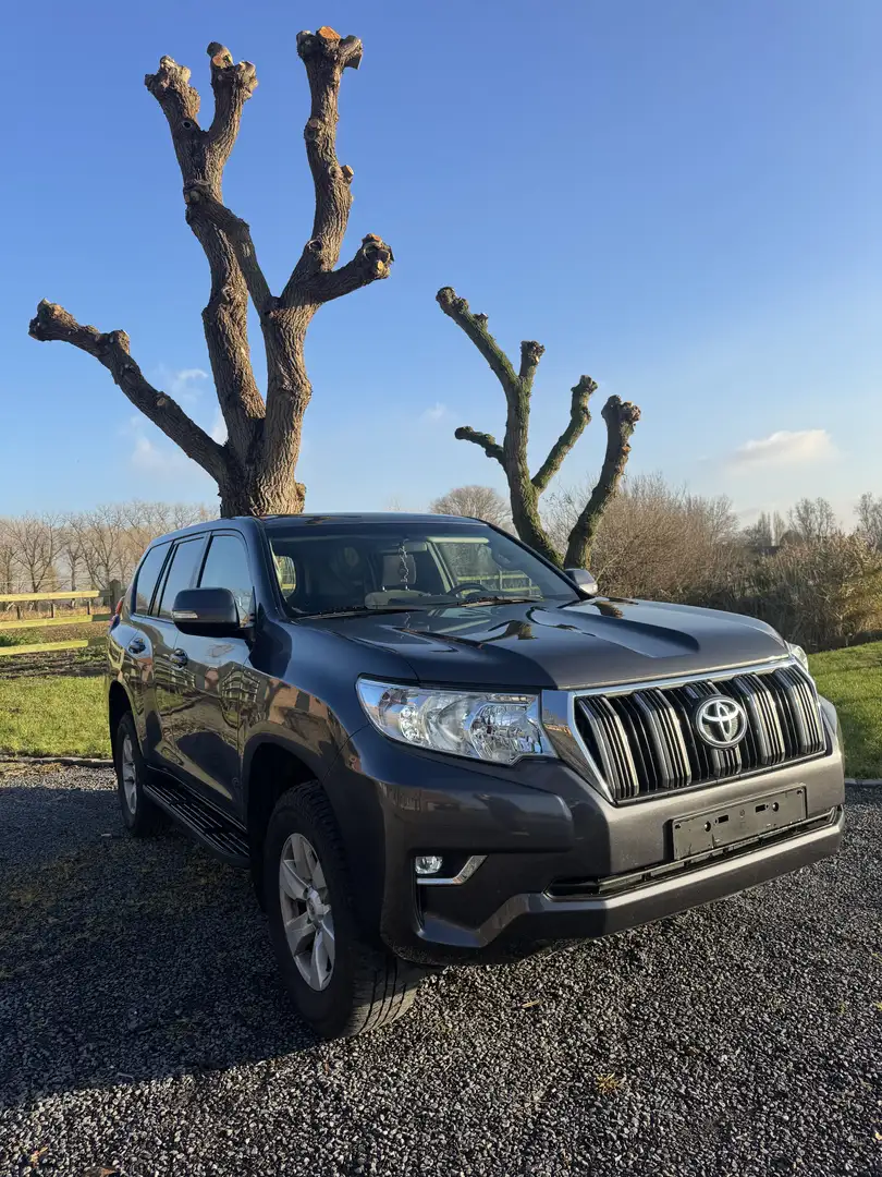 Toyota Land Cruiser 150 2.8 D-4D - 2