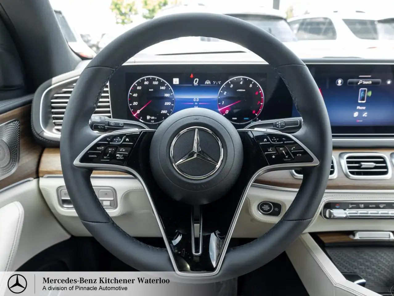 Mercedes-Benz GLE снимка Mercedes-Benz GLE