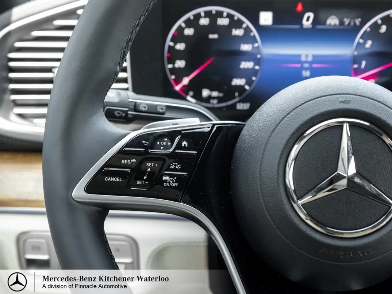 Mercedes-Benz GLE снимка Mercedes-Benz GLE