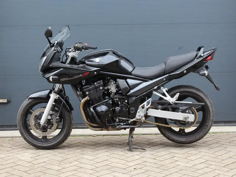 Suzuki GSF 650