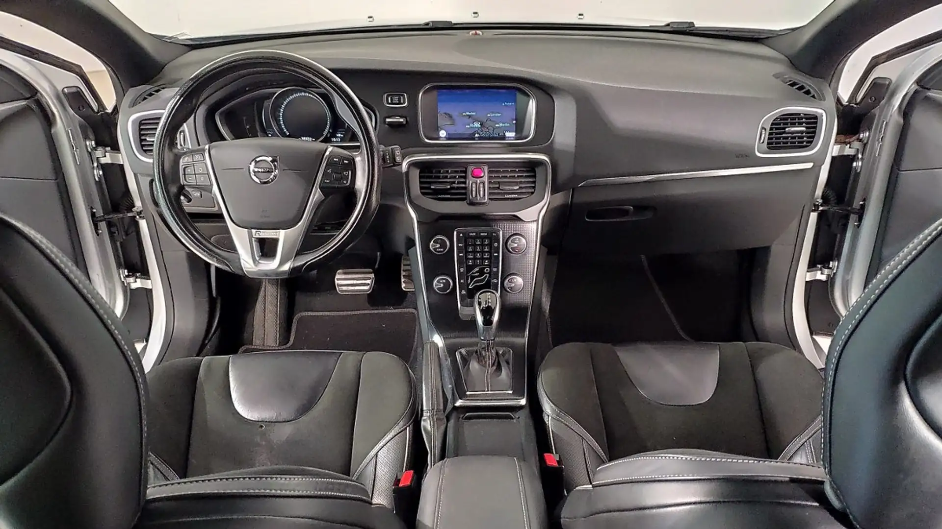 Volvo V40 T3 Geartronic R Design Blu/Azzurro - 2