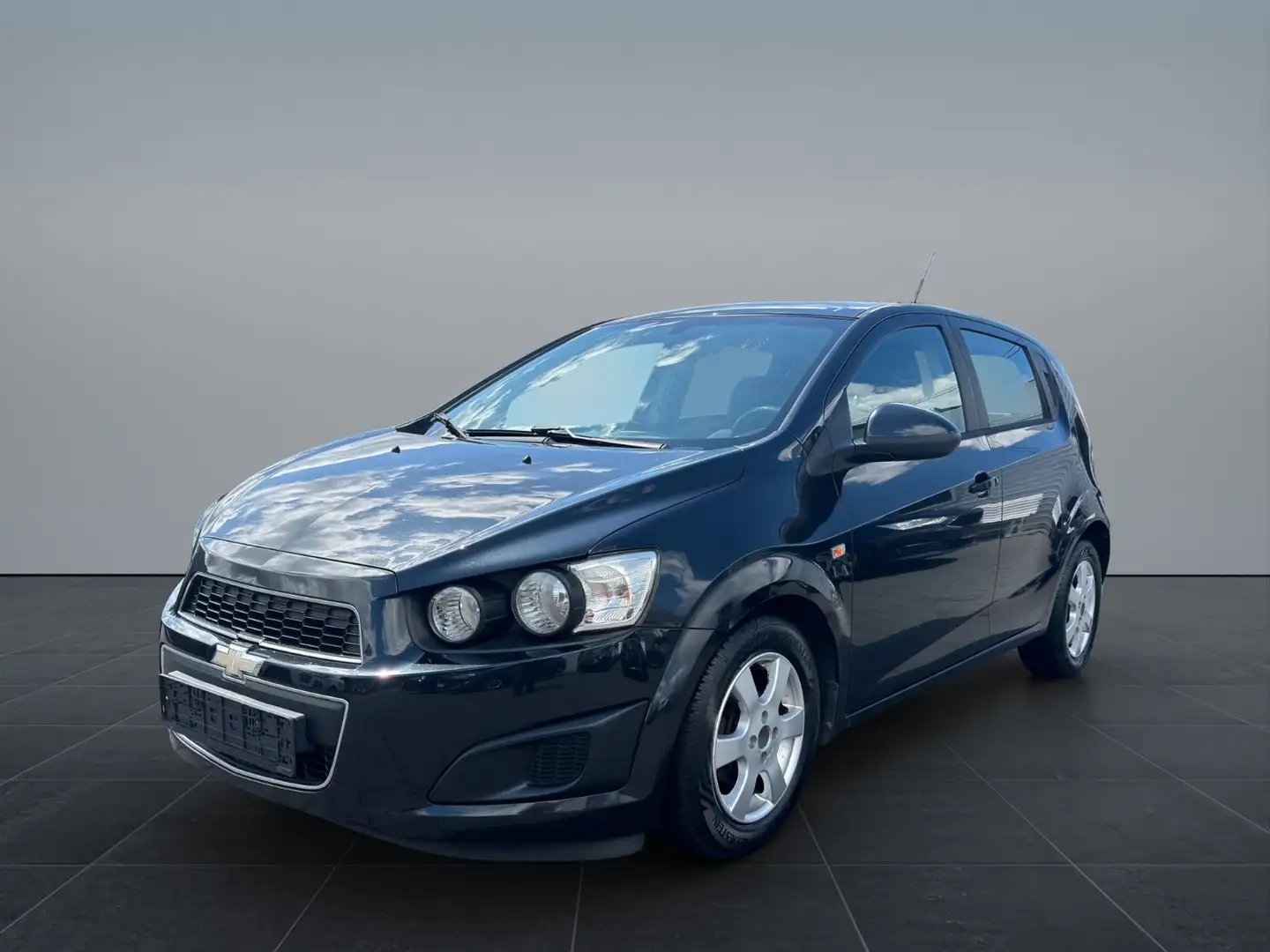 Chevrolet Aveo 1,4 L Schrägheck LT+*TEMP*MFL* Schwarz - 1