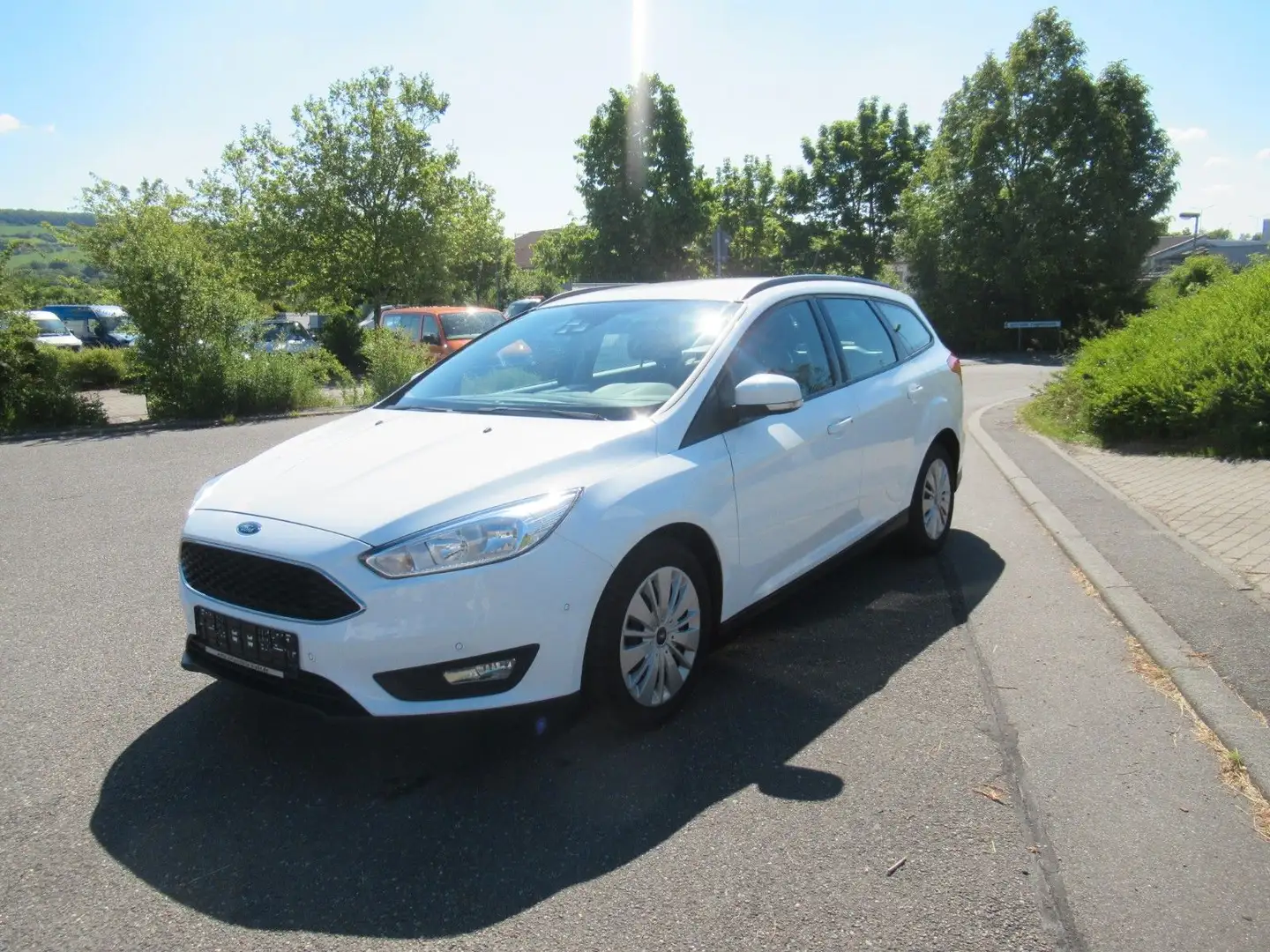 Ford Focus Turnier Business 1.5TDCi Blanco - 1