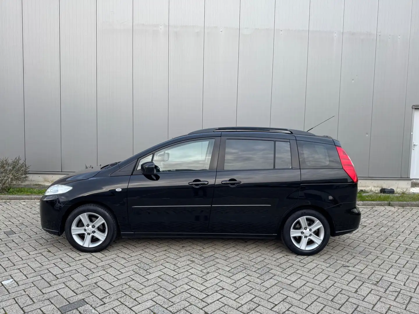 Mazda 5 2.0 Touring 7 Zits Airco Trekhaak Isofix Nap Nw Ap Noir - 2