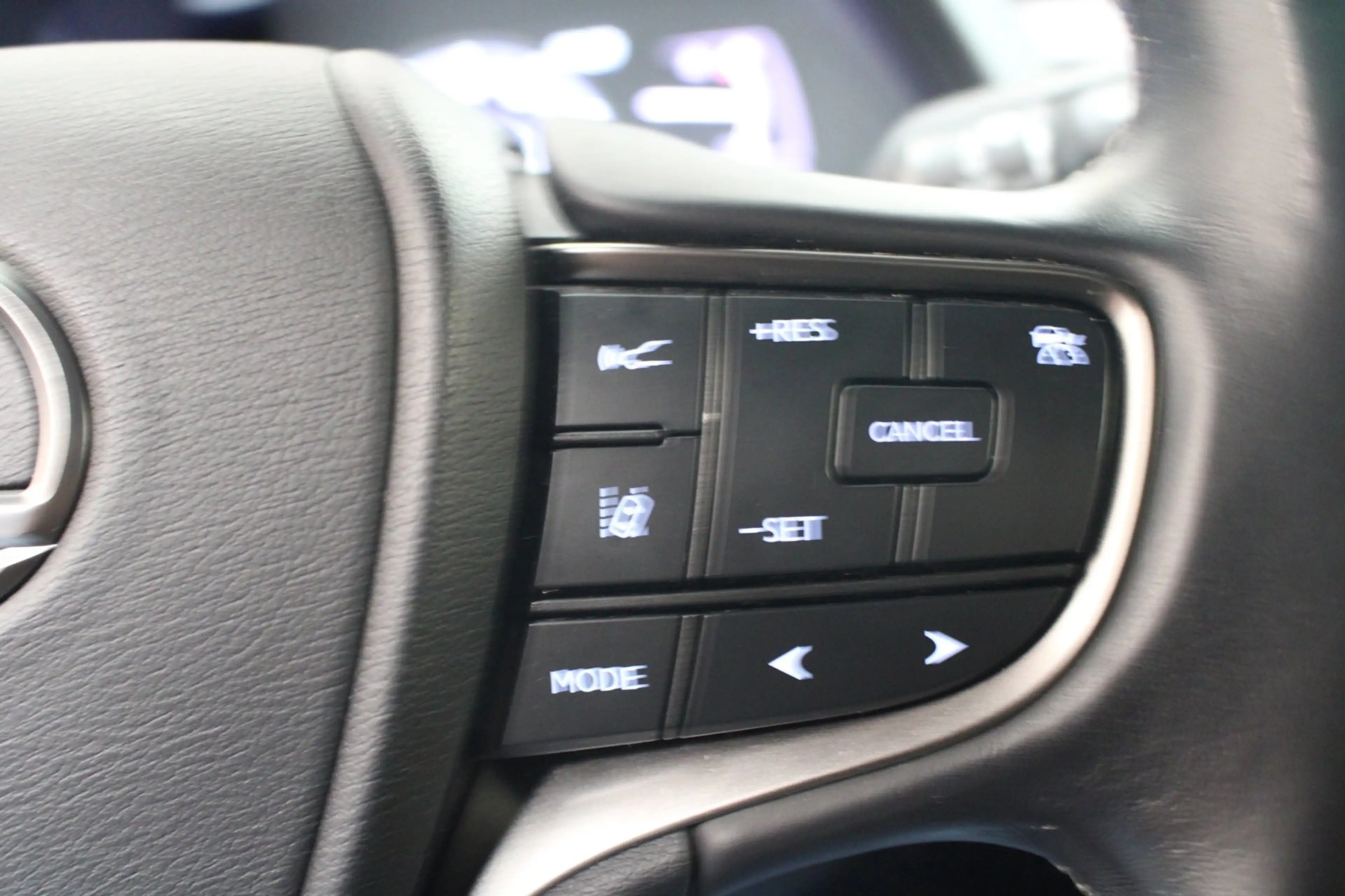 Lexus UX 250h First Edition Camera/Cruise/Prijs rijklaar incl 12 — photo 9