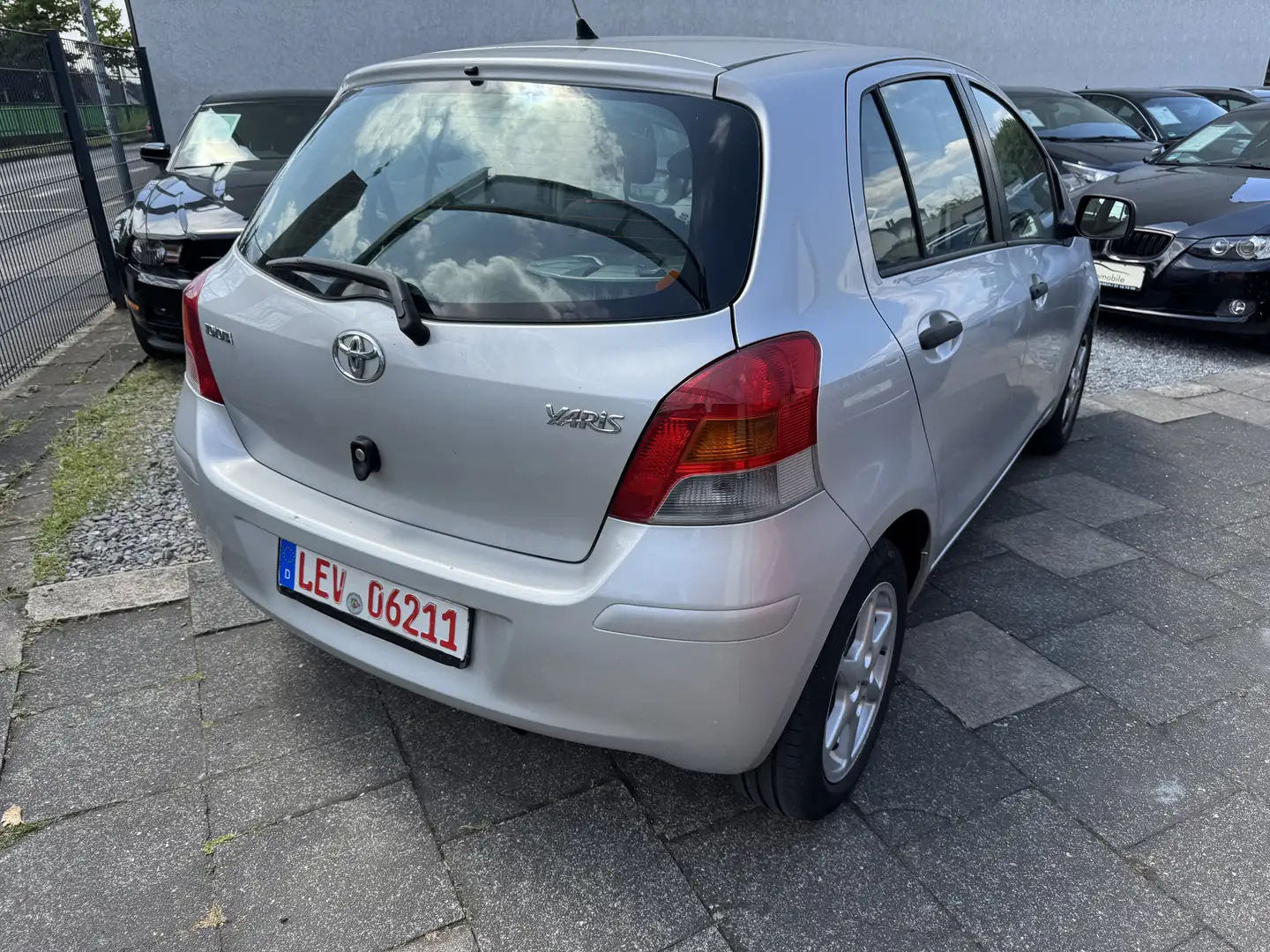 Toyota Yaris Cool 1.Hand, Klima, Szary - 2