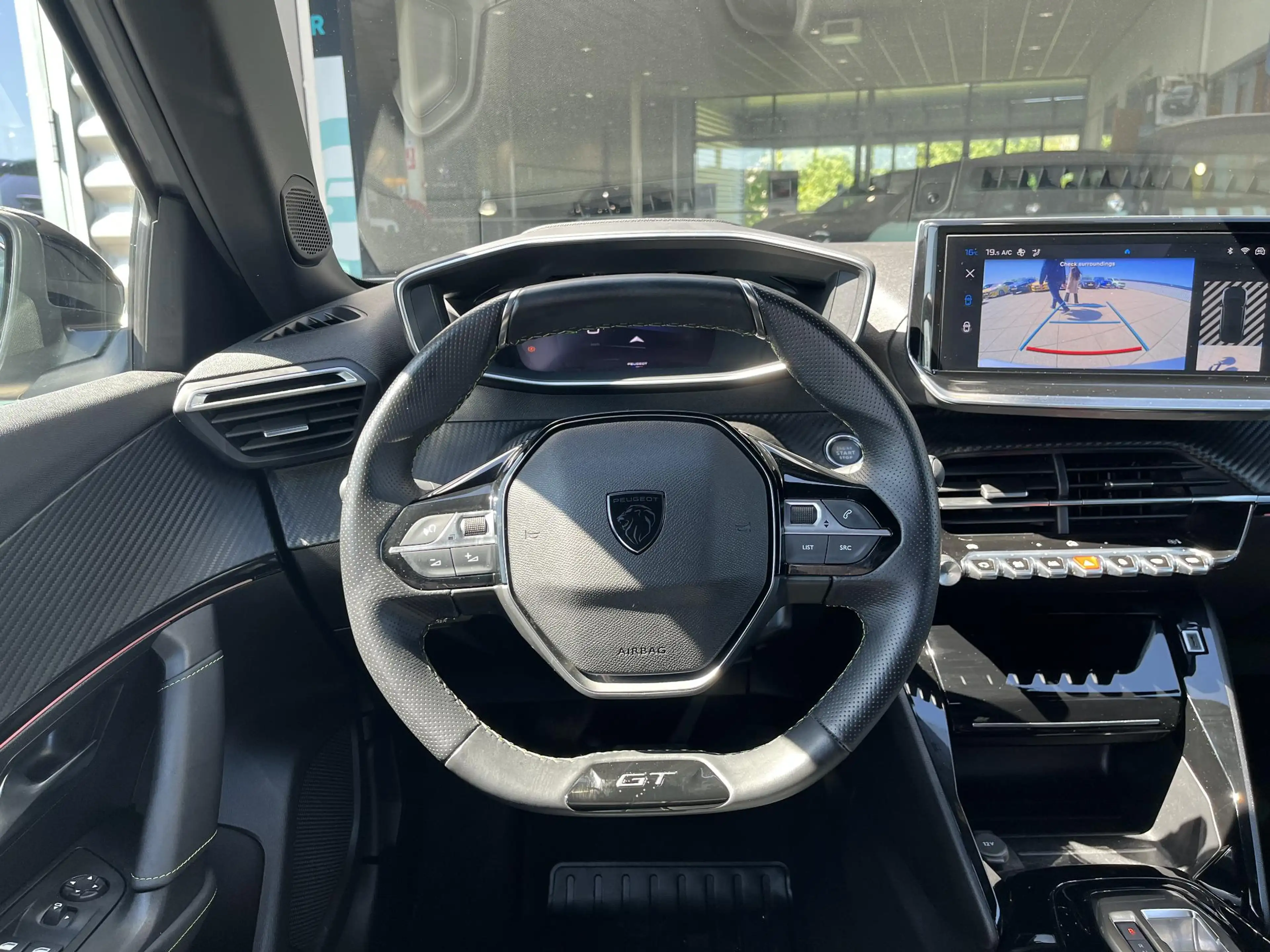 Peugeot e-2008 EV GT 54 kWh | Adaptive Cruise Control | Camera | — photo 10
