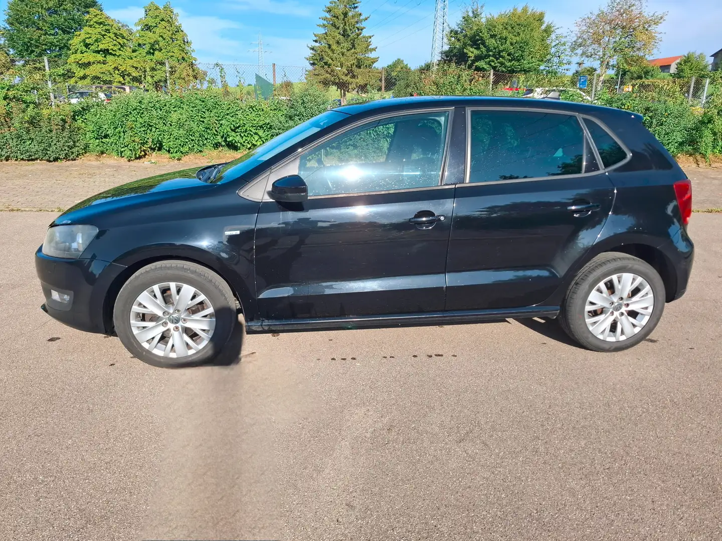 Volkswagen Polo Life, Sitzheizung, 4/5 Türer, Klima, 8 fach ber Schwarz - 2