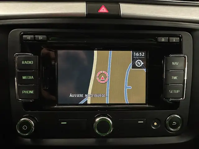 Skoda Superb view 11