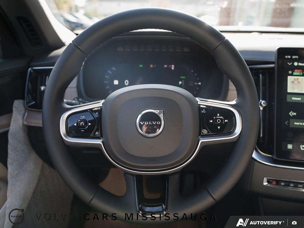 2026 Volvo XC90 T8 AWD Plus Dark Theme 7-Seater thumb 41