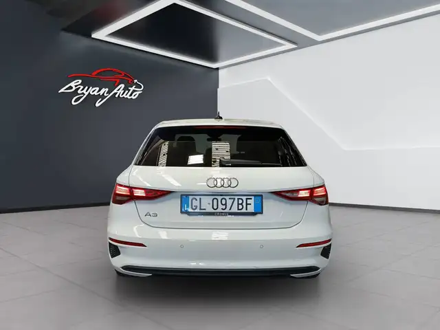 Audi A3 view 5