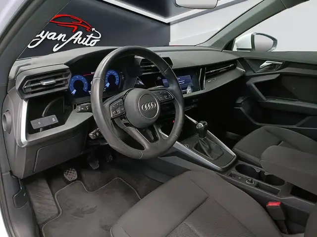 Audi A3 view 16