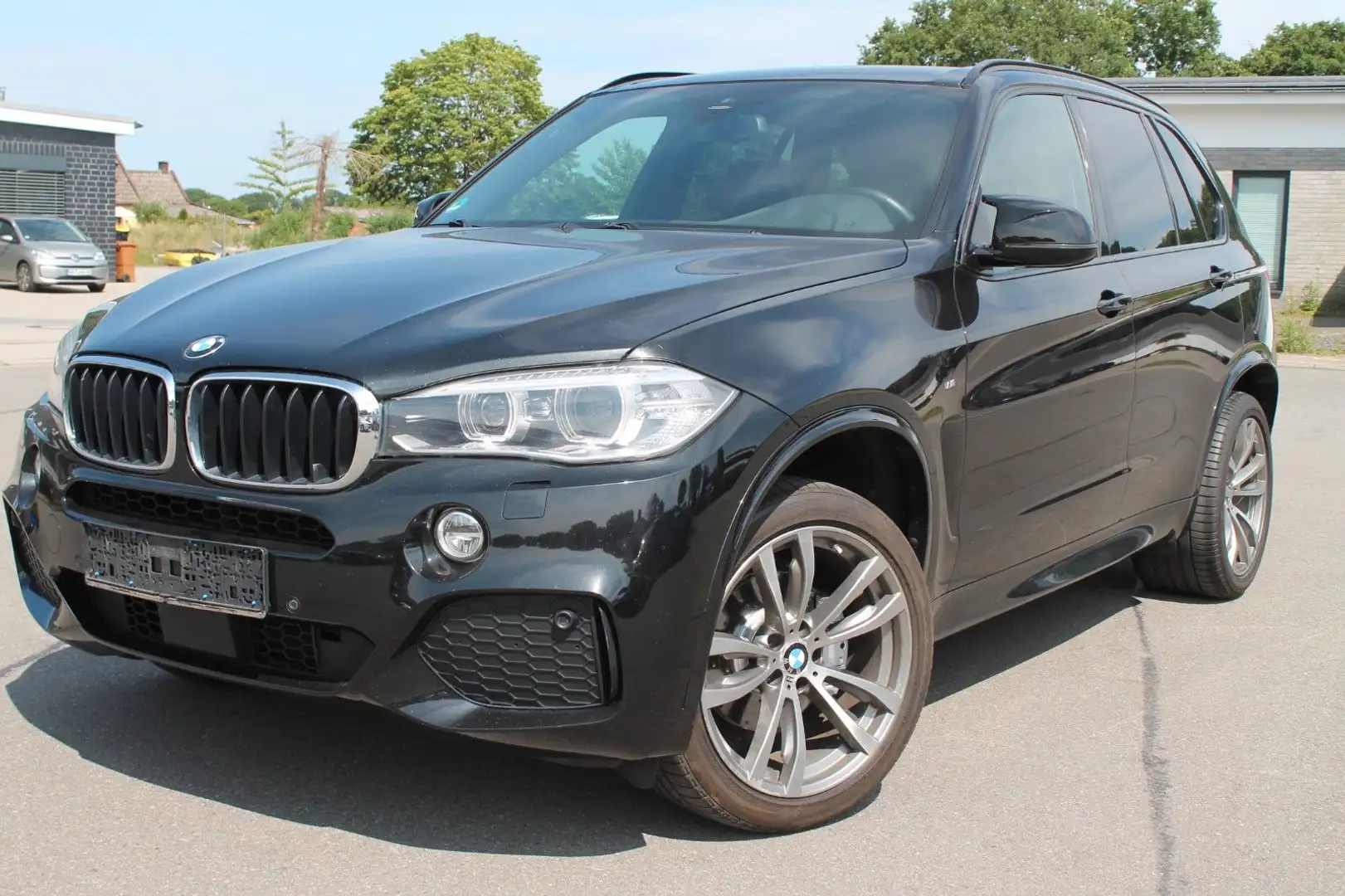 BMW X5 xDrive 30 d M-Paket *TÜV-NEU*KUNDENAUFTRAG* Schwarz - 2
