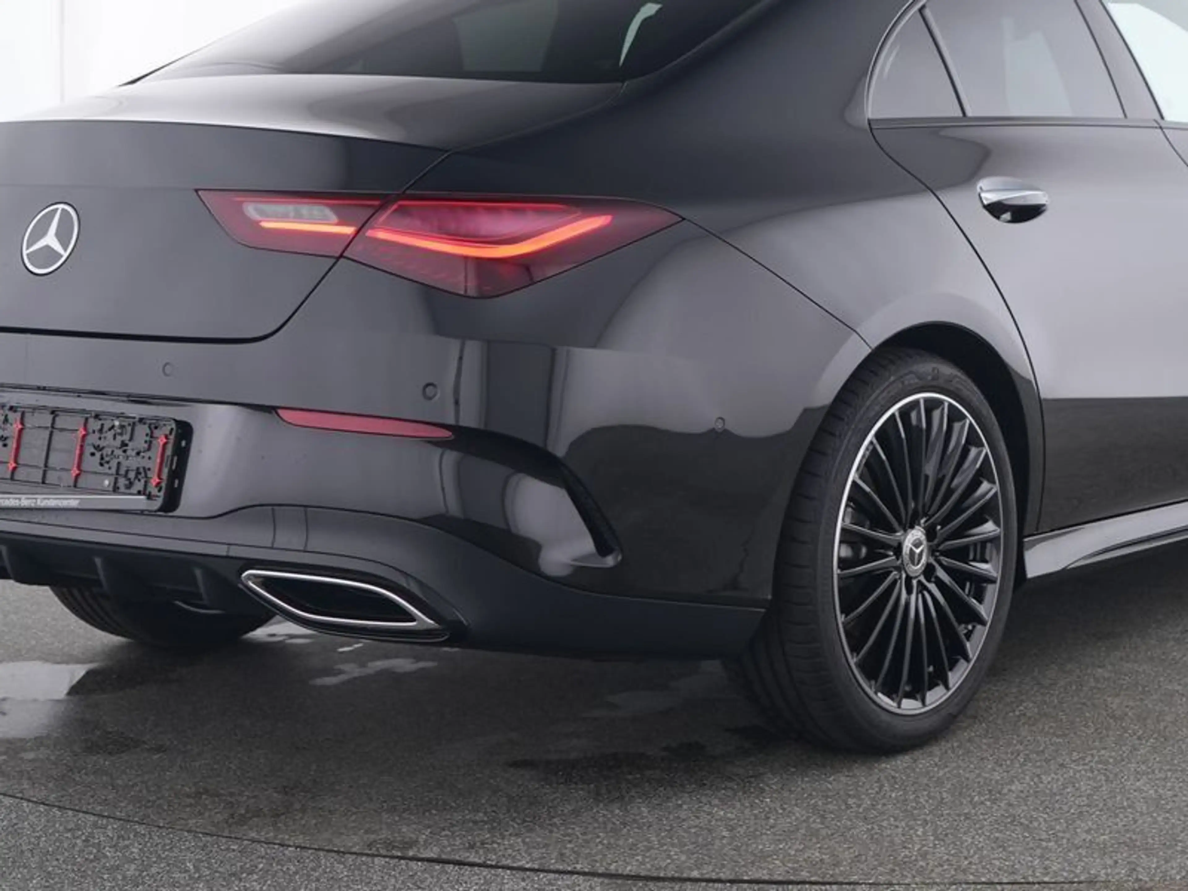 Mercedes-Benz CLA 200 AMG Premium Night Panorama Totwinkel 19" — photo 4