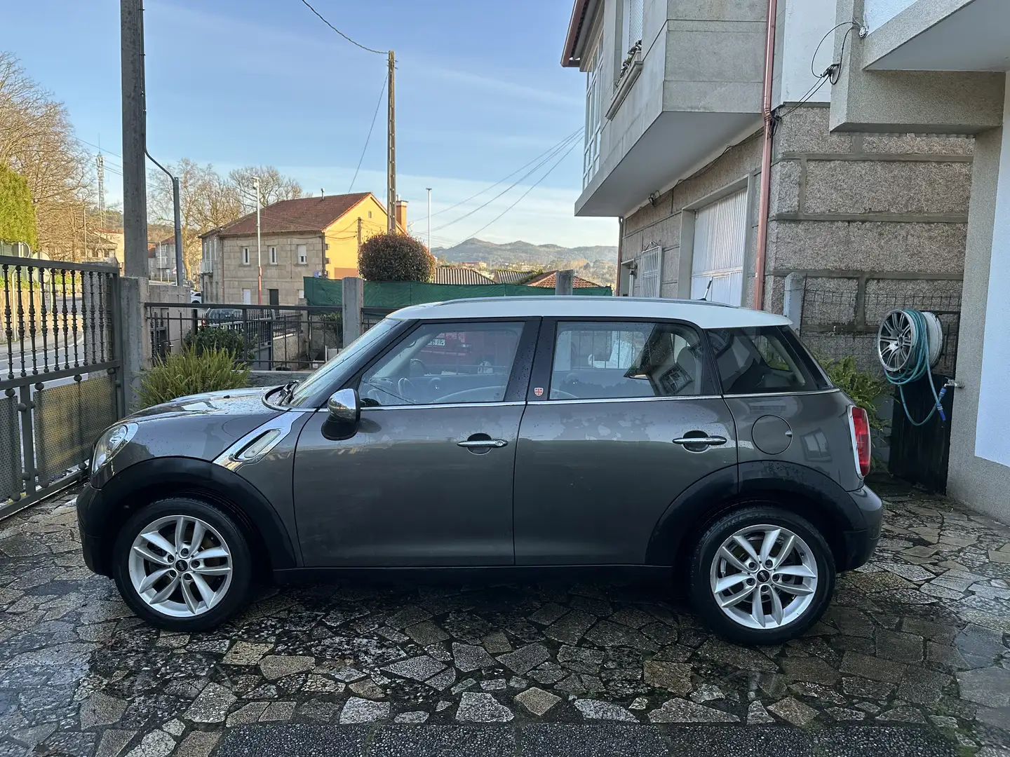 MINI Cooper D Countryman One D Countryman - 1