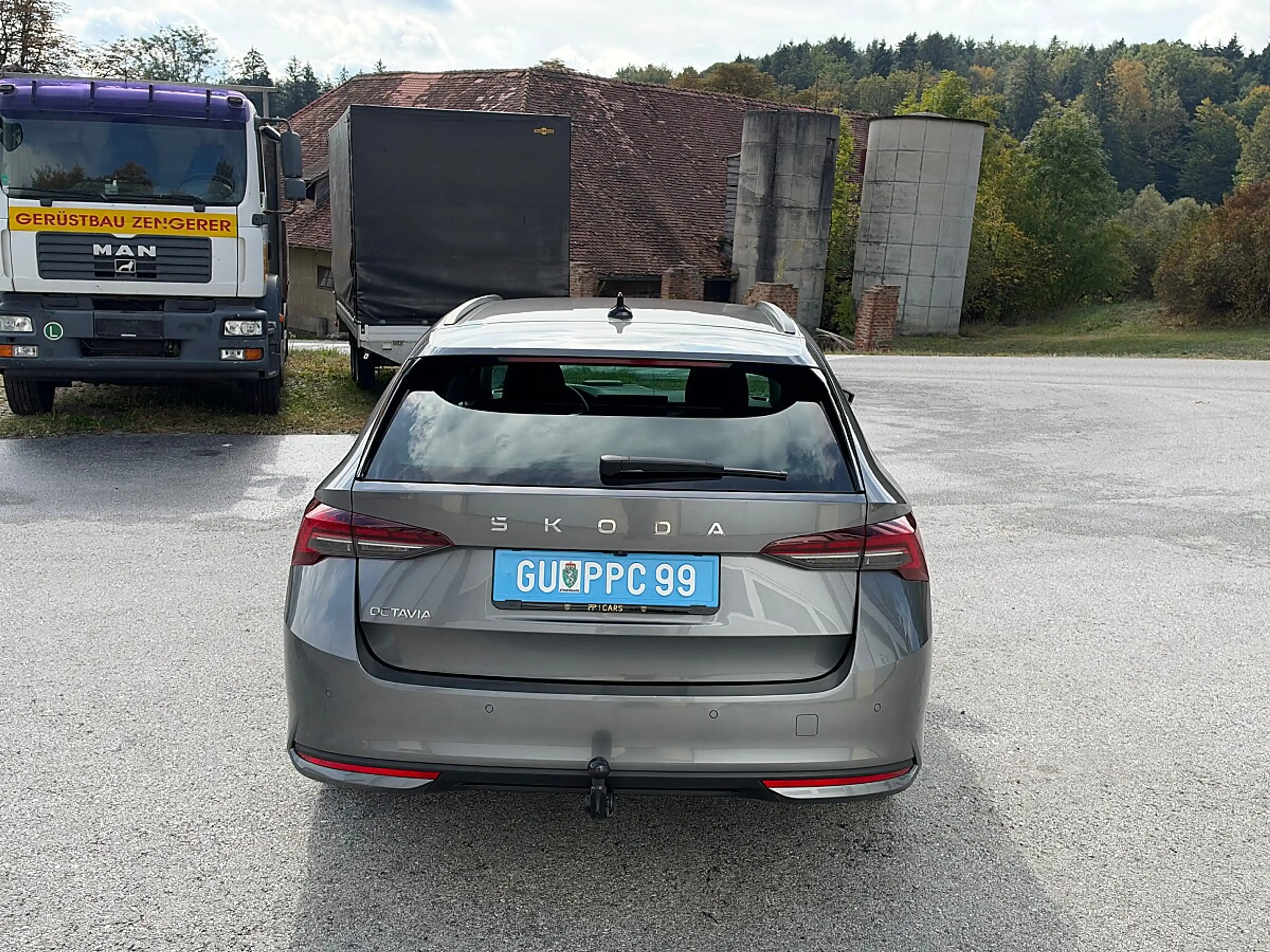 Skoda Octavia 2.0 TDI DPF Selection NEUES MODEL * Anhängerkup... — photo 6