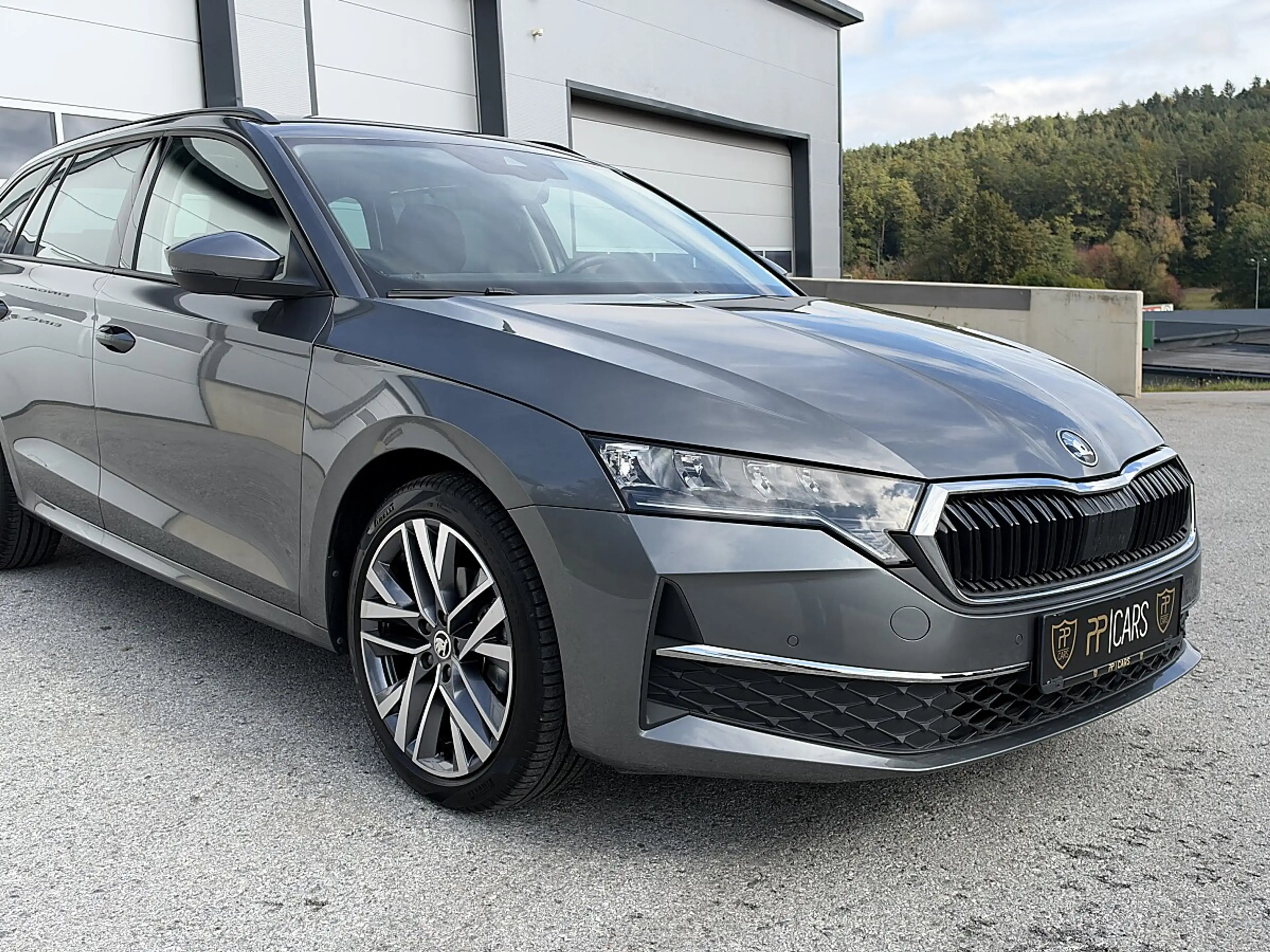 Skoda Octavia 2.0 TDI DPF Selection NEUES MODEL * Anhängerkup... — photo 11