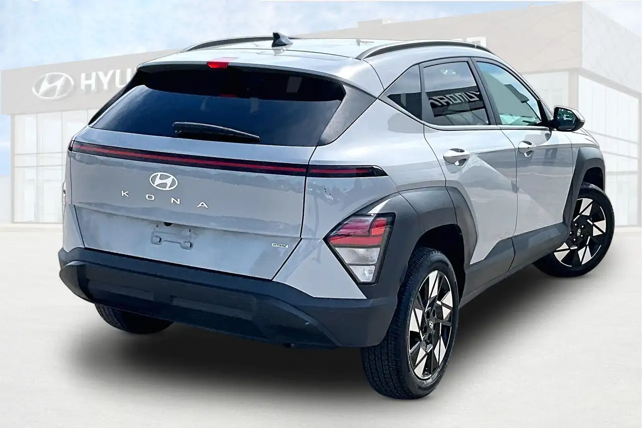 Hyundai KONA снимка Hyundai KONA