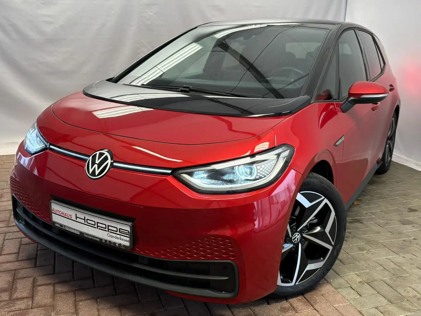 Volkswagen ID.3 Pro Performance 58kWh+150 kW+MATRIX+NAVI+SHZ+RFK Червоний - 2