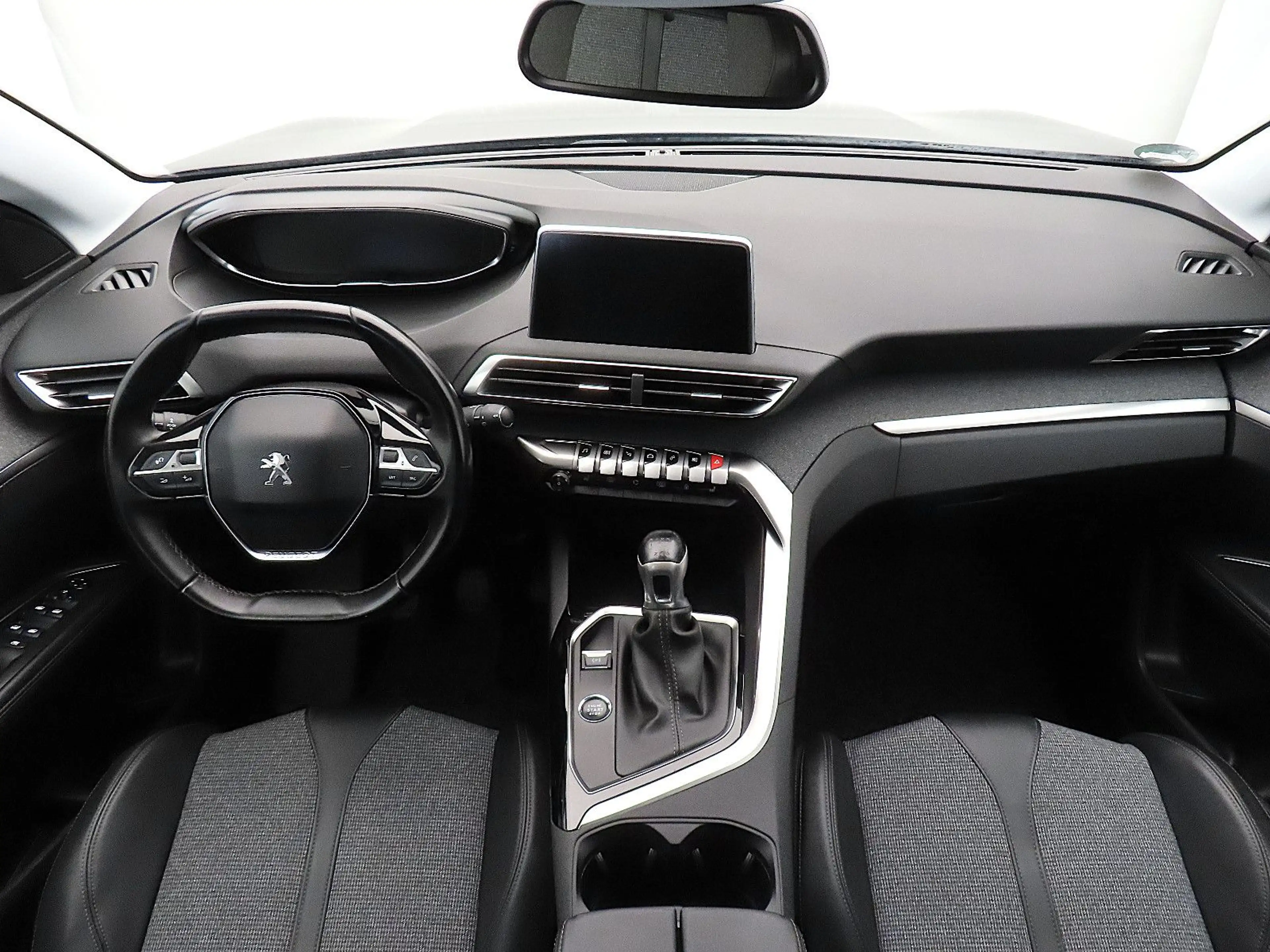 Peugeot 5008 Allure *AHK / 7-Sitzer / LED / Kamera* — photo 10