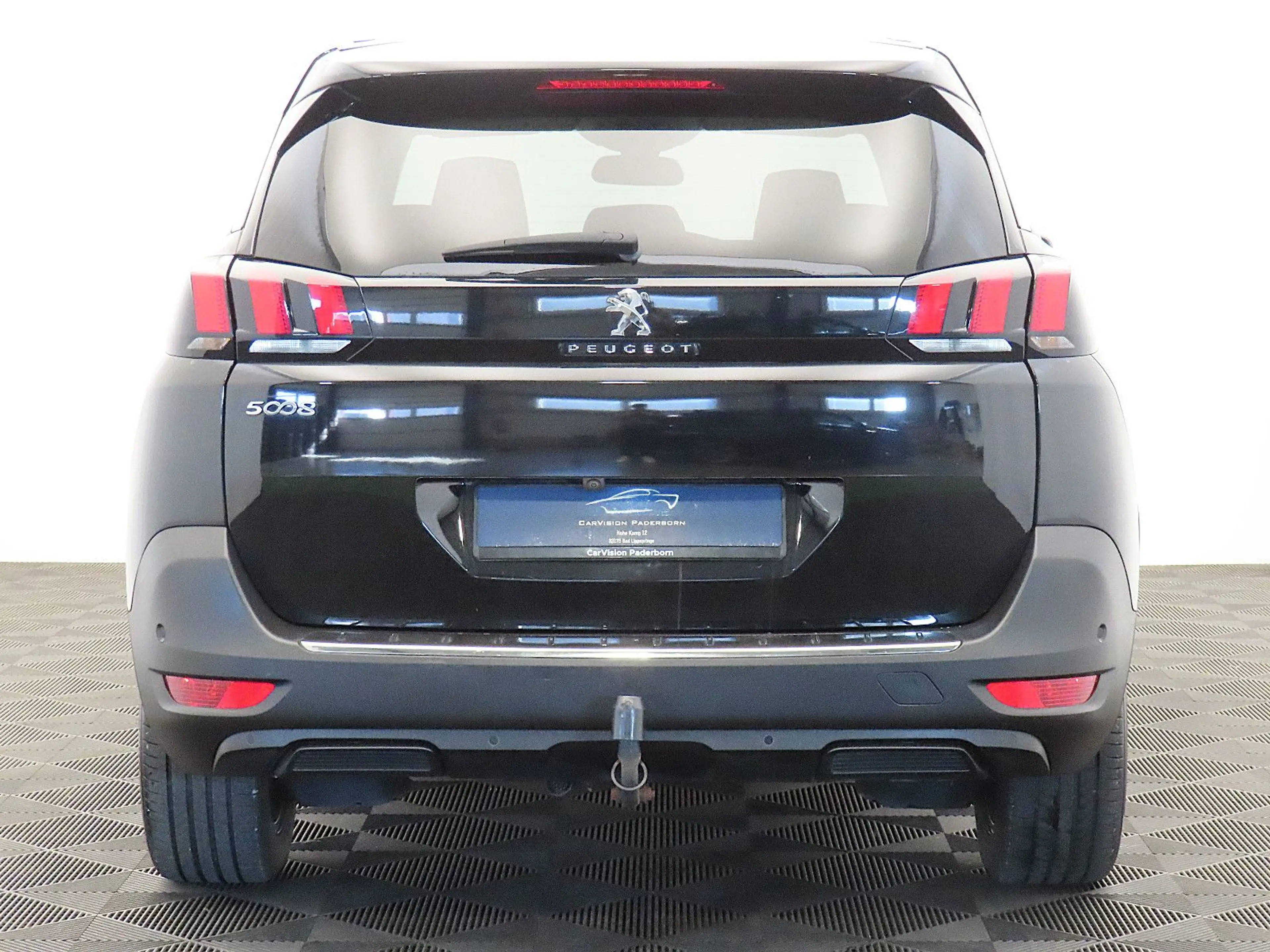 Peugeot 5008 Allure *AHK / 7-Sitzer / LED / Kamera* — photo 5