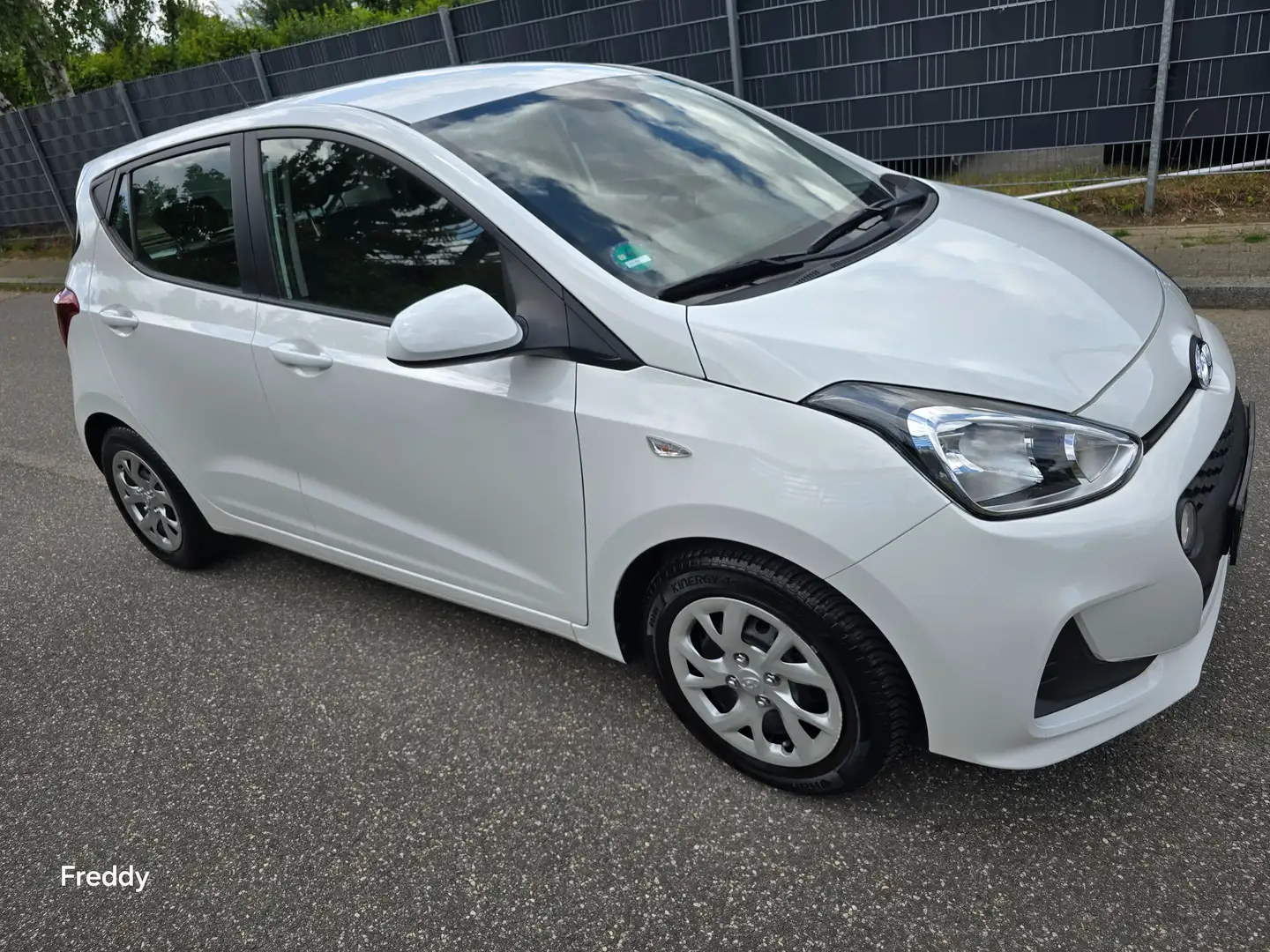 Hyundai i10 i10 1.0 Trend Alb - 2