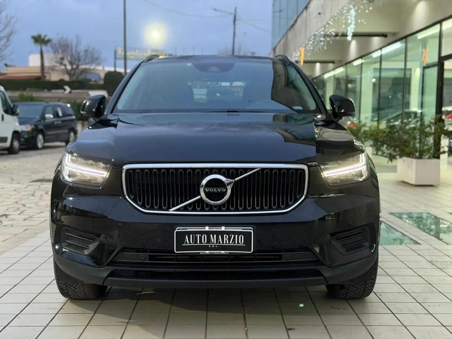 Volvo XC40 2.0 d3 Business Plus awd my20 Noir - 1