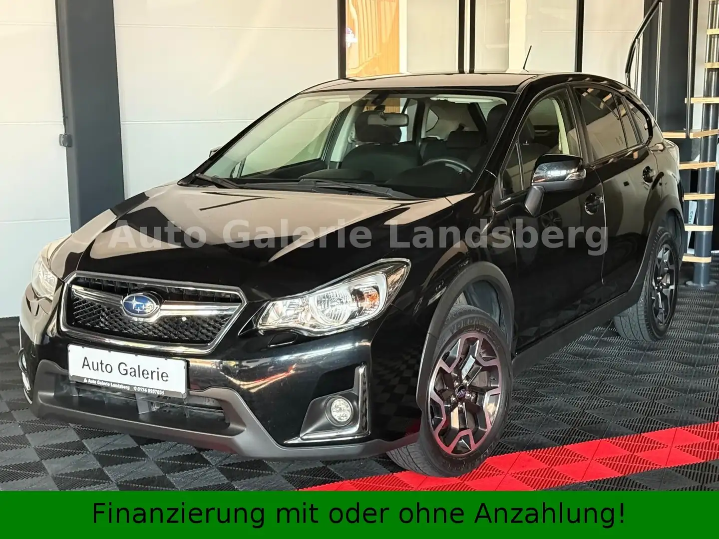 Subaru XV 2.0*4x4*Comfort*Xenon*Kamera*Tempomat*Carplay Schwarz - 1