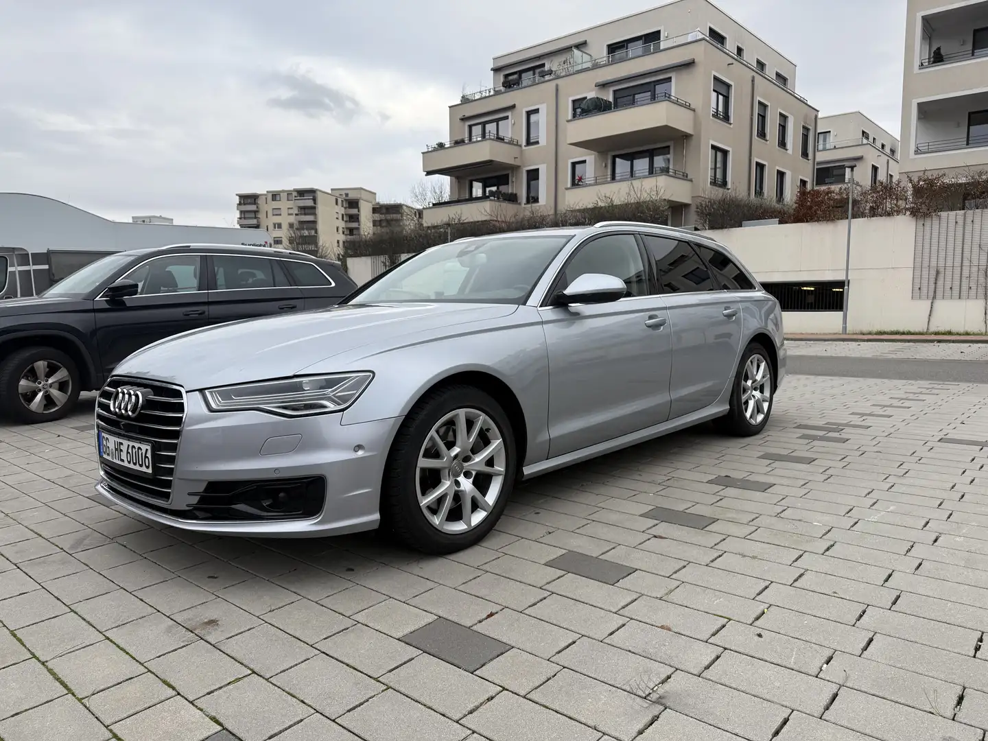 Audi A6 3.0 TDI 272 PS Euro6 Diesel quattro TÜV12.2026 Grau - 1
