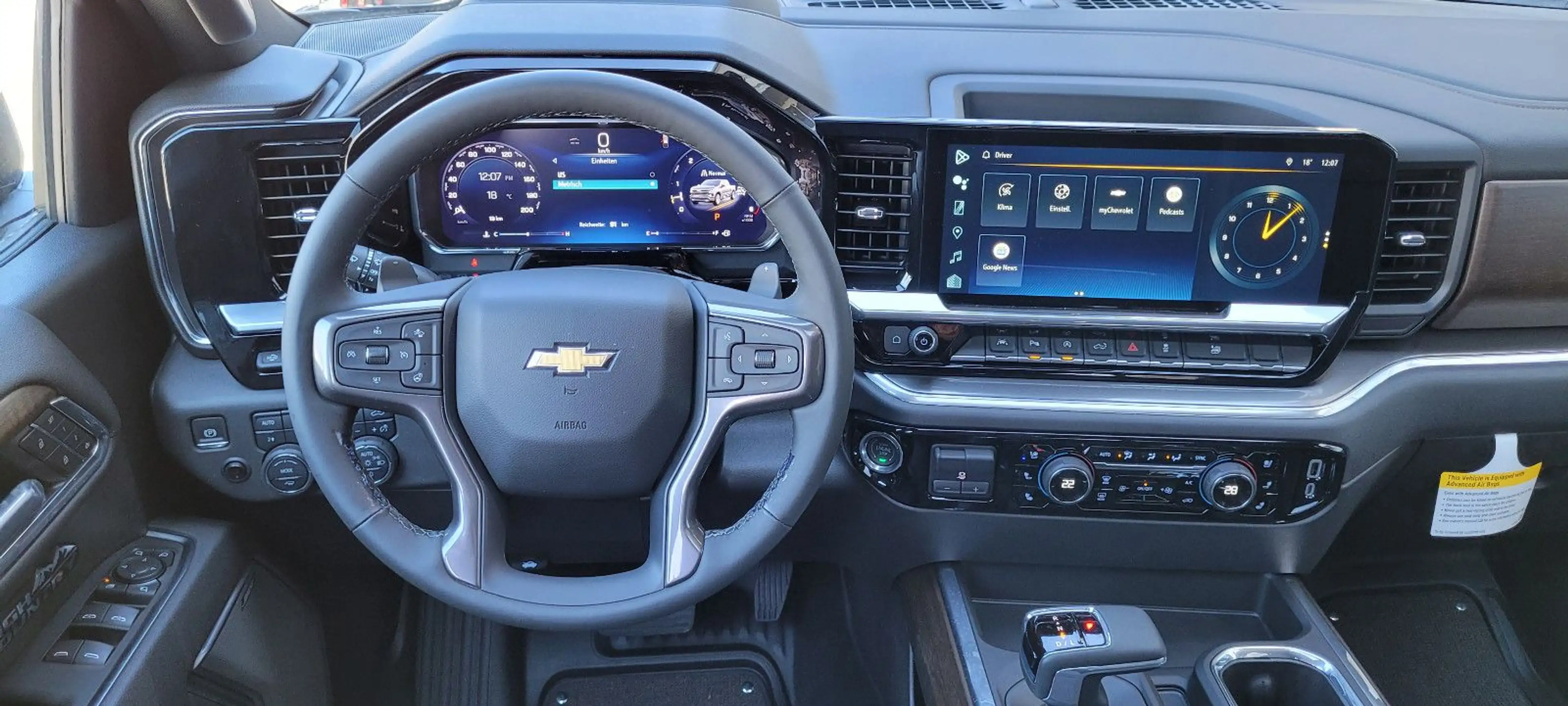 Chevrolet Silverado HIGH COUNTRY 6.2L V8 AWD — photo 11