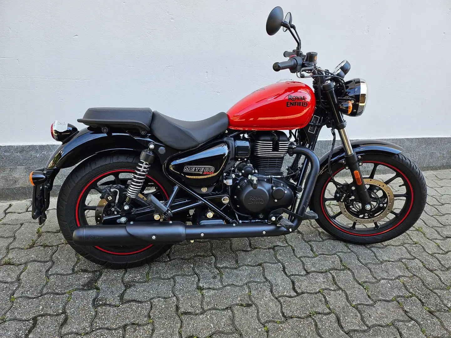 Royal Enfield Meteor 350 ABS Rosso - 1