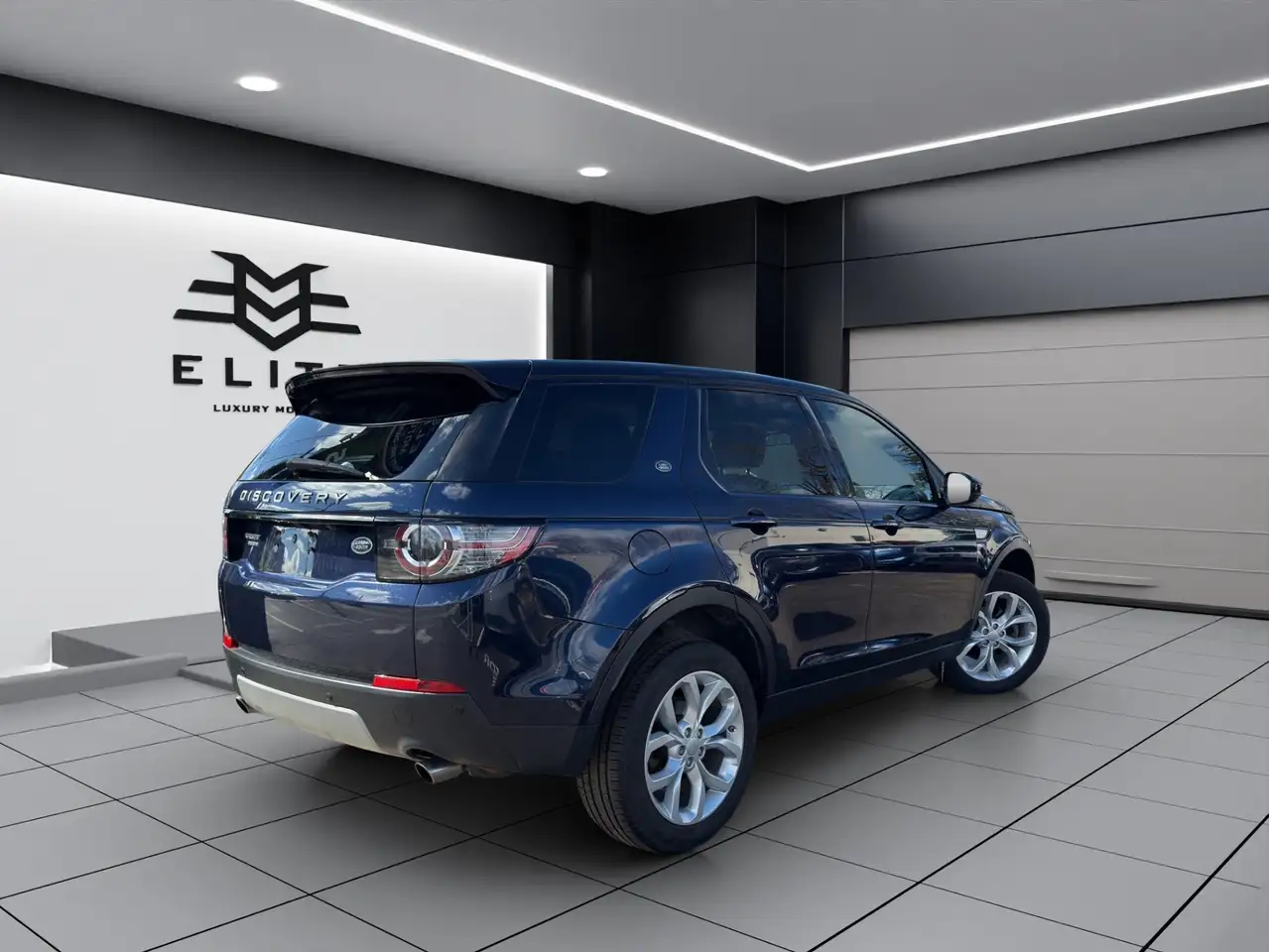 Land Rover Discovery Sport снимка Land Rover Discovery Sport