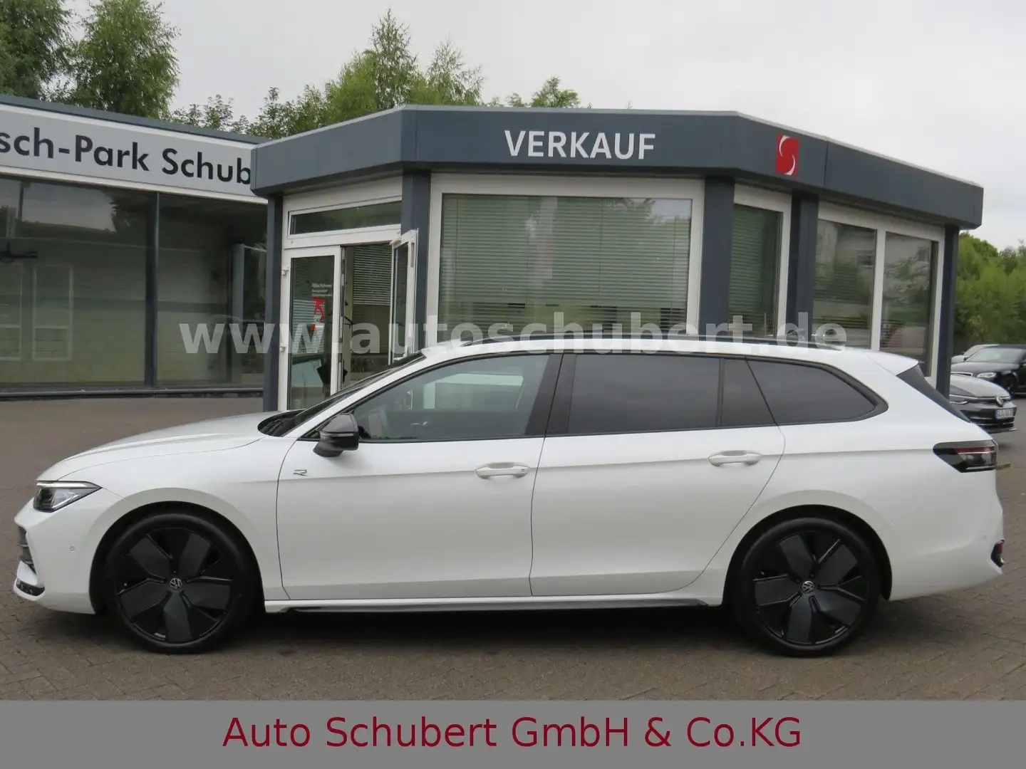 Volkswagen Passat Variant 2.0 TDI DSG R-line Weiß - 2