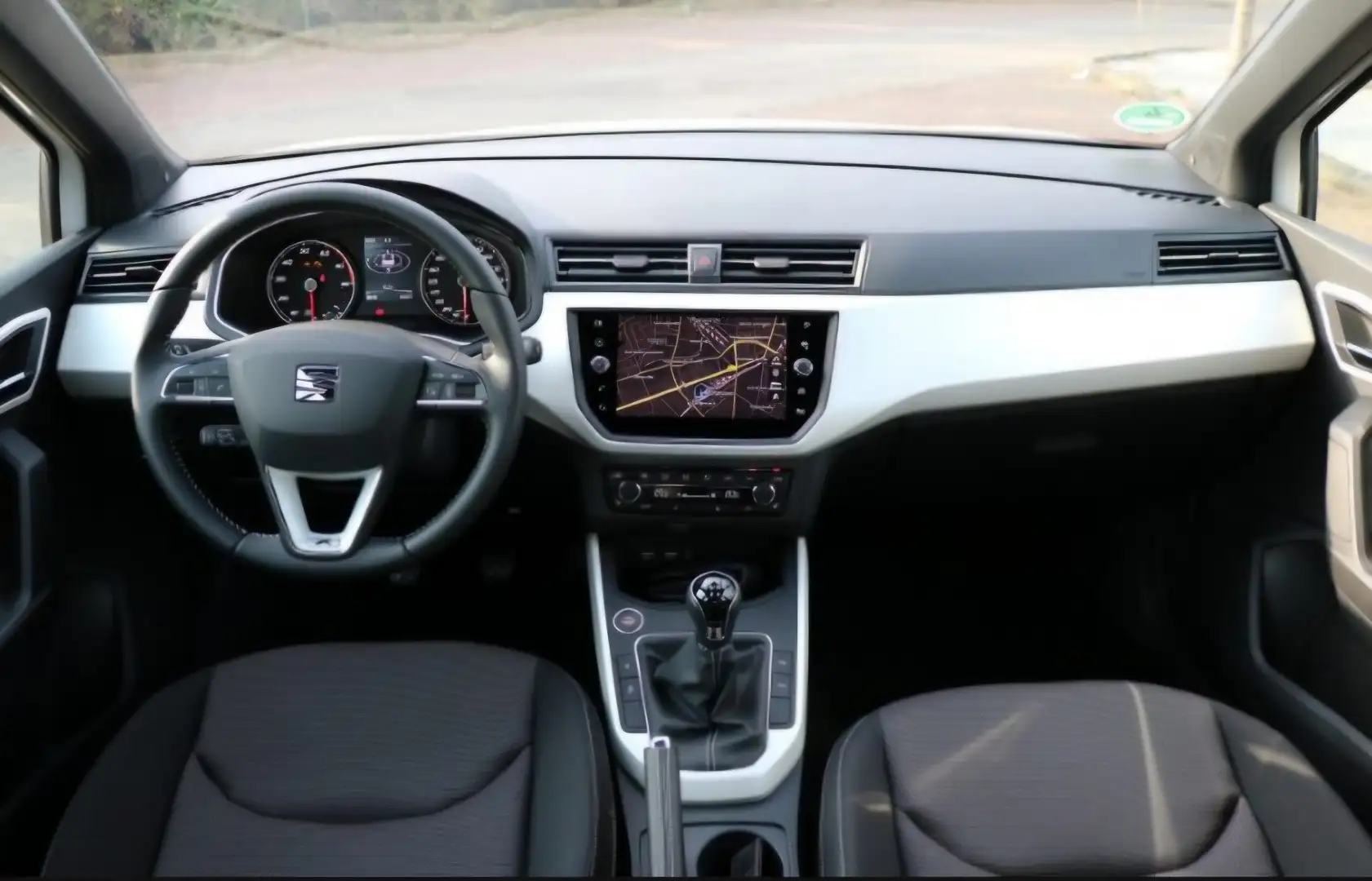 SEAT Arona 1,0 Eco TSI Reference - 1