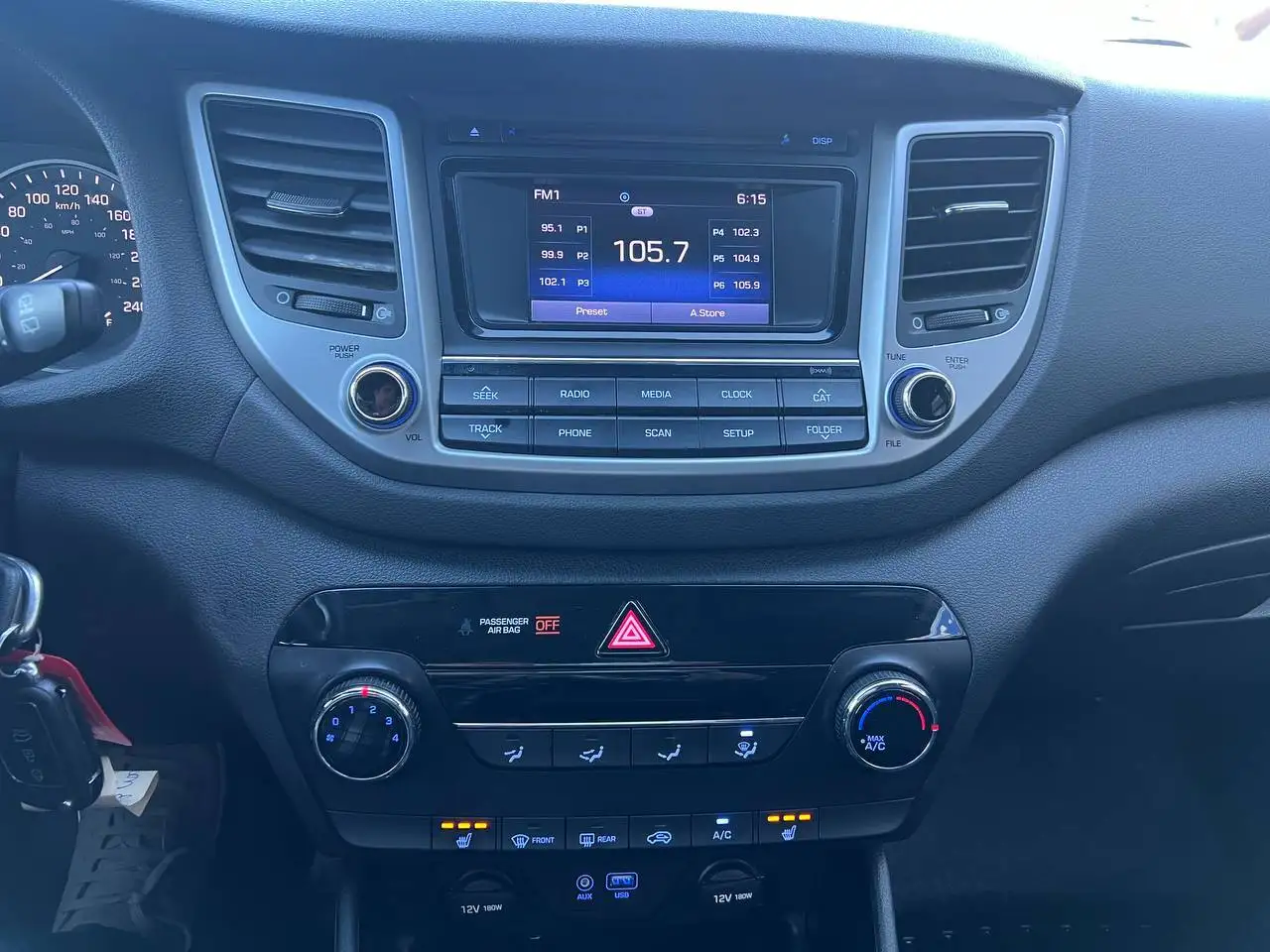 Hyundai TUCSON снимка Hyundai TUCSON